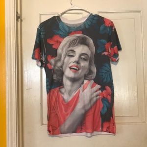 Marilyn Monroe t-shirt💧💧💧